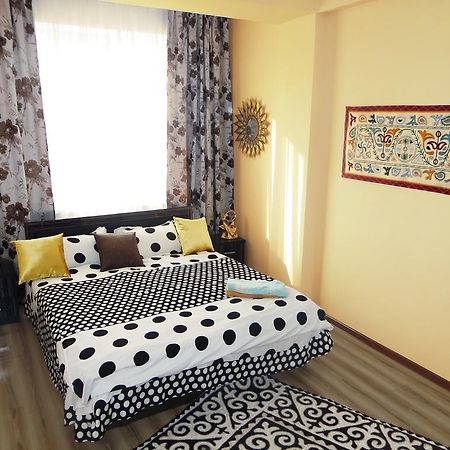 Apartment Kievskaya 114/2 Biszkek Zewnętrze zdjęcie