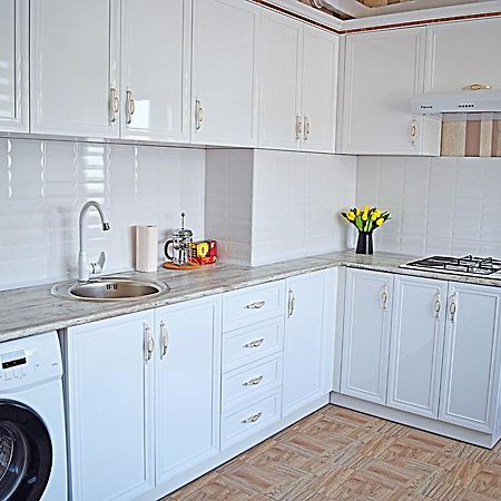 Apartment Kievskaya 114/2 Biszkek Zewnętrze zdjęcie