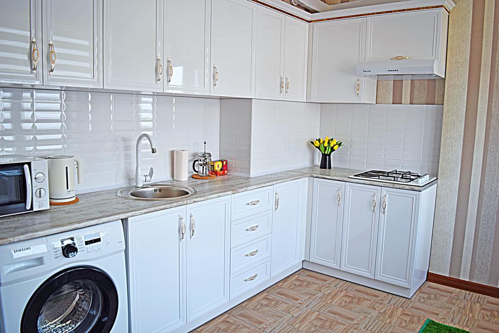 Apartment Kievskaya 114/2 Biszkek Zewnętrze zdjęcie